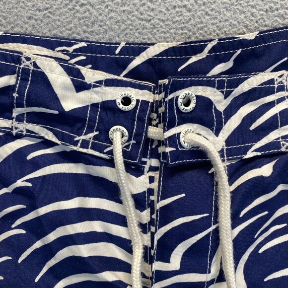 Vineyard Vines Baord Shorts Mens 30 Blue White Gull Wing Silhouette Bathing Suit - Picture 12 of 14